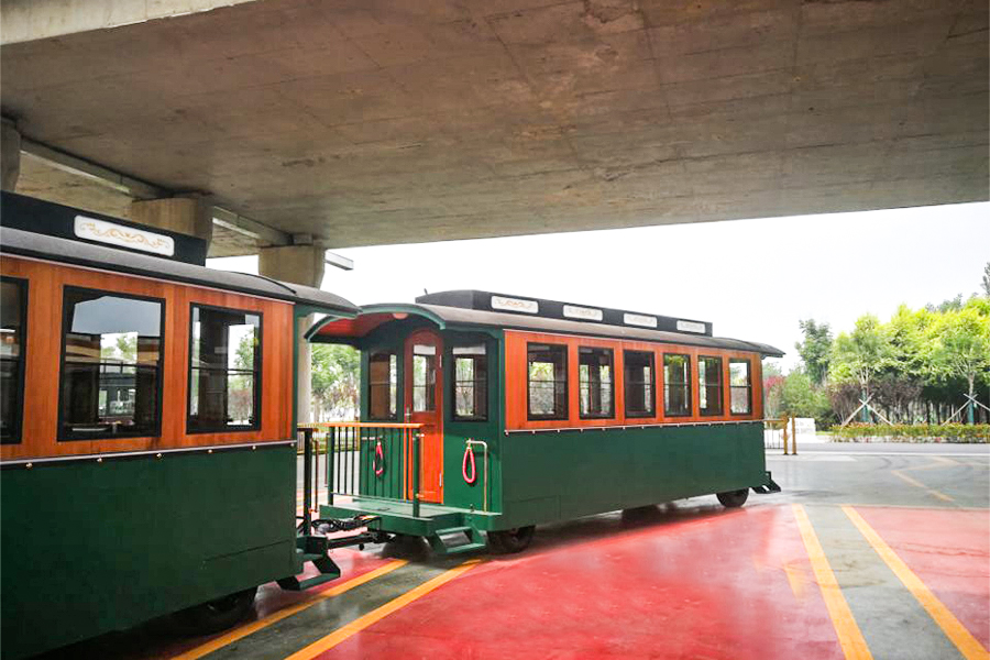 Tren clasic mare de simulare fără șine