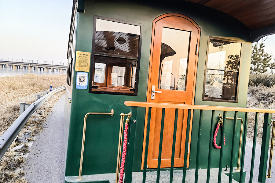 Tren clasic mare de simulare fără șine